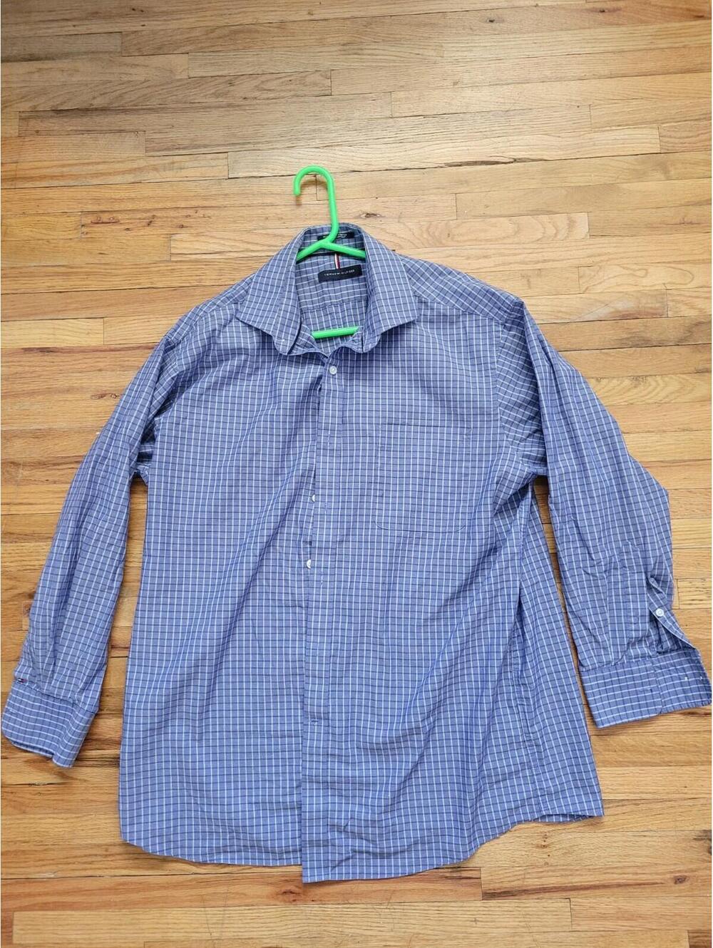 TOMMY HILFIGER MEN'S BUTTON UP SHIRT BLUE PLAID (16-16.5 32/33) REGULAR FIT LG